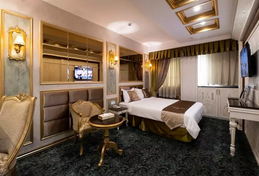 Rose Darvishi Hotel