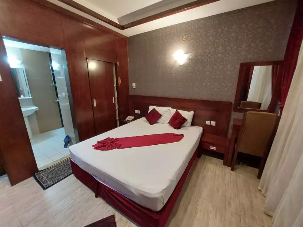 Sayeh Hotel