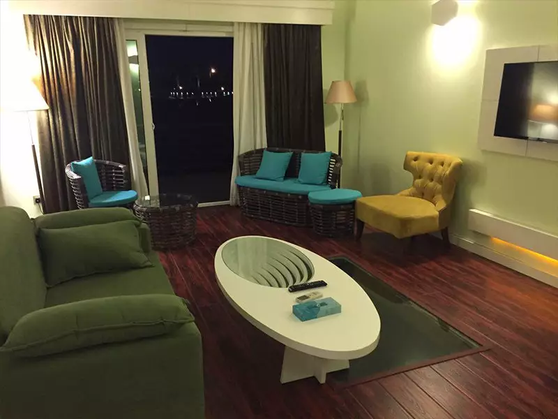 Toranj Hotel
