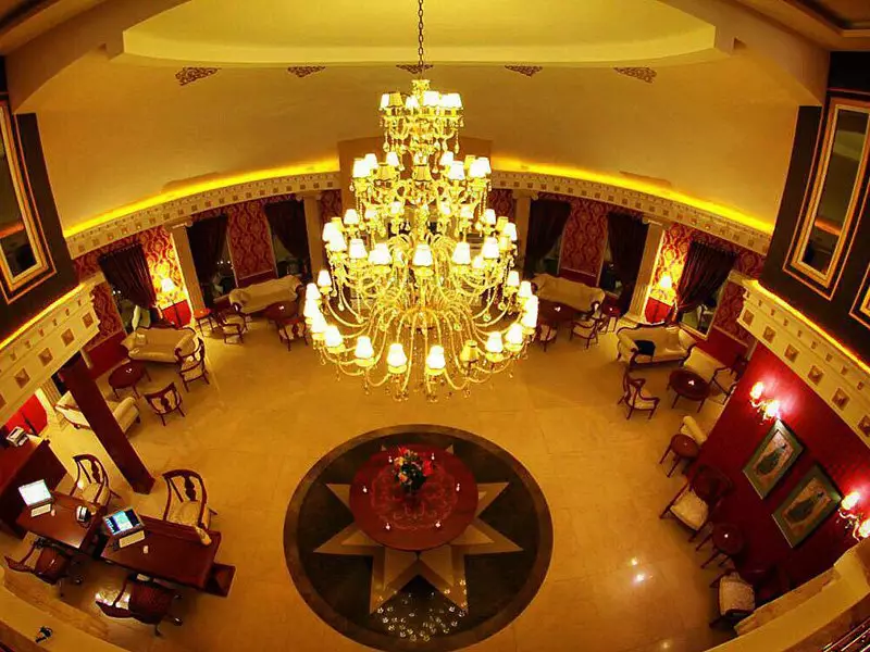 Toranj Hotel