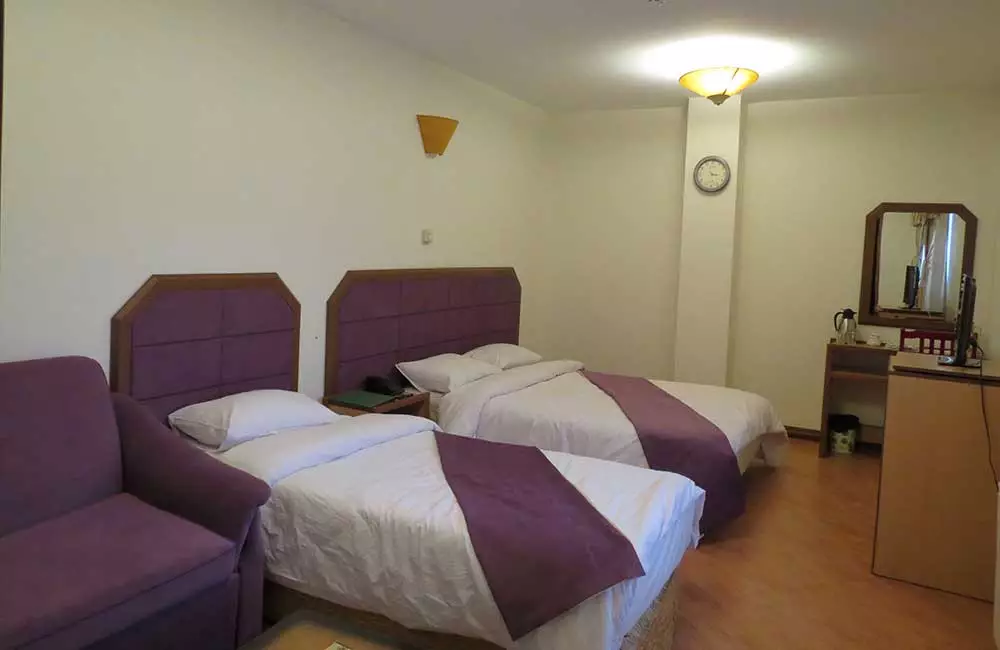 Khanye Sabz Hotel