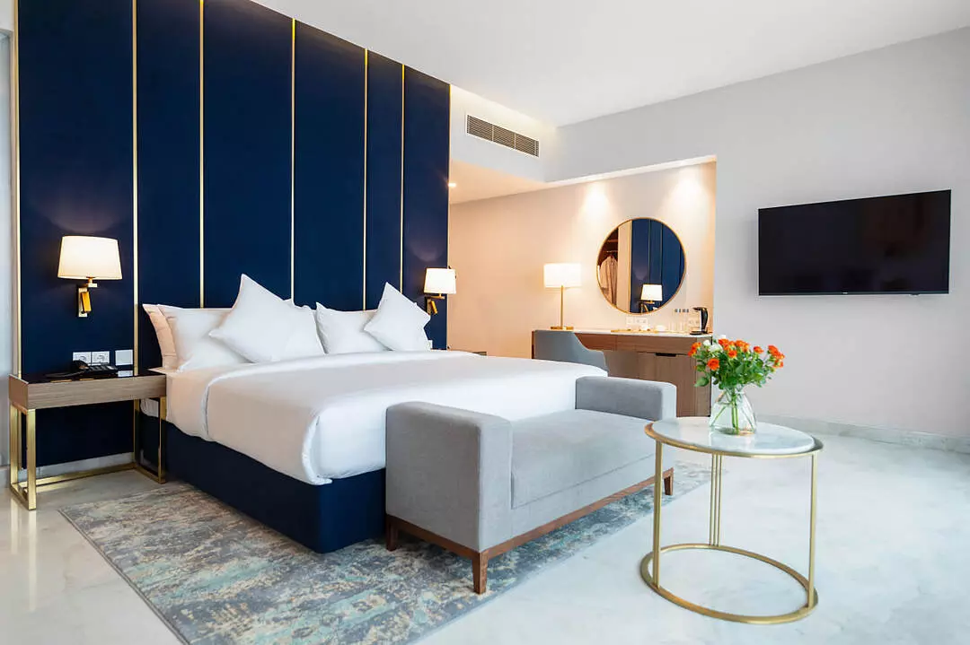 Arya Hotel