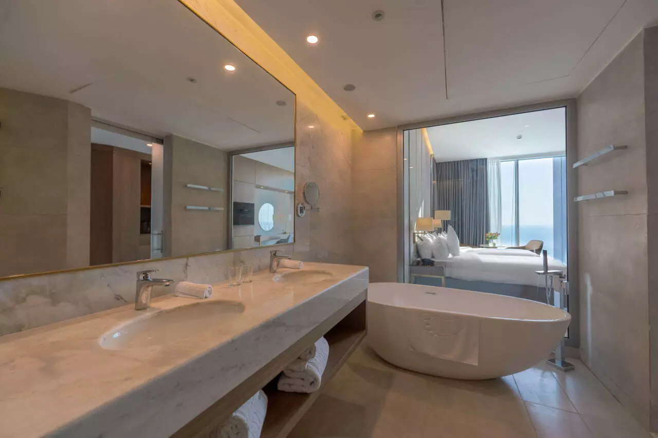Arya Hotel