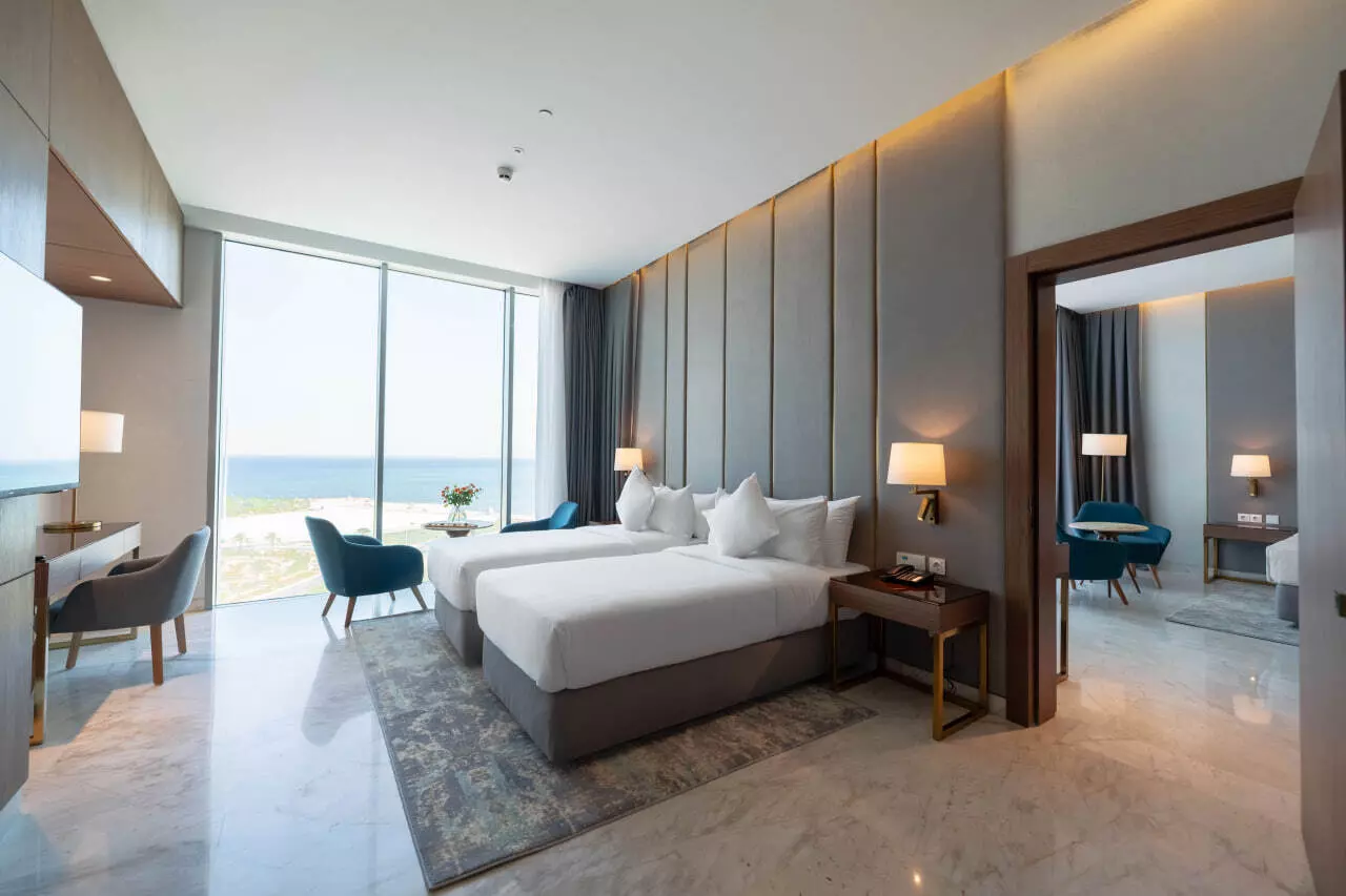 Arya Hotel