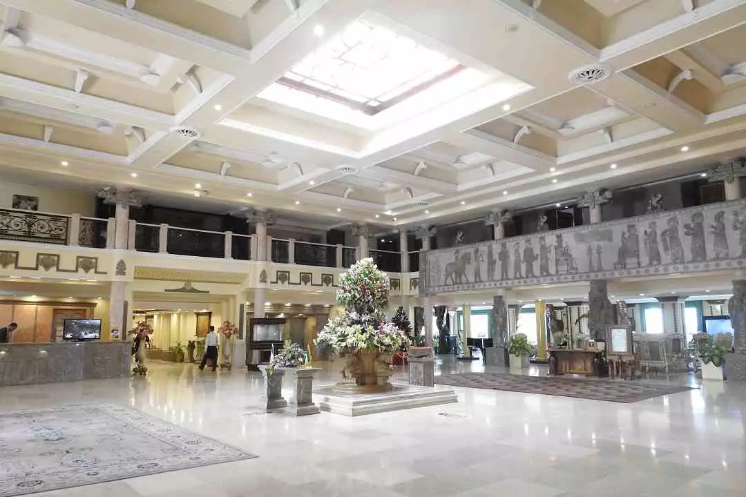 Dariush Grand Hotel